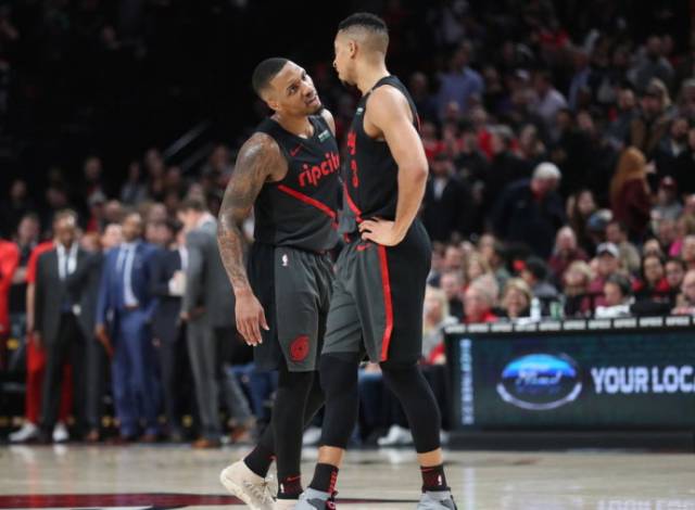 轻的游泳运 轻的游泳运