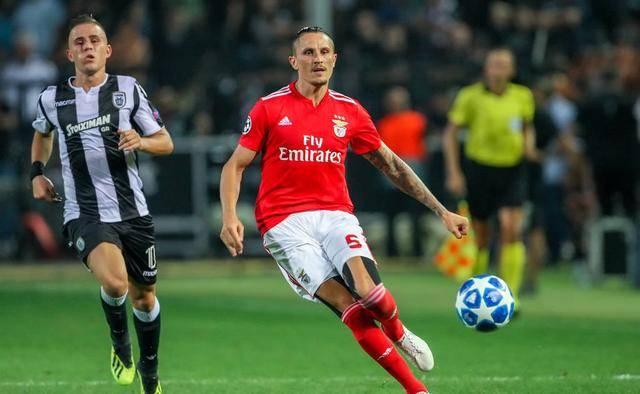 据阿根廷多 据阿根廷多